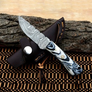 Custom Made Skinner hunting knife With Beautiful Handle & Leather Sheath